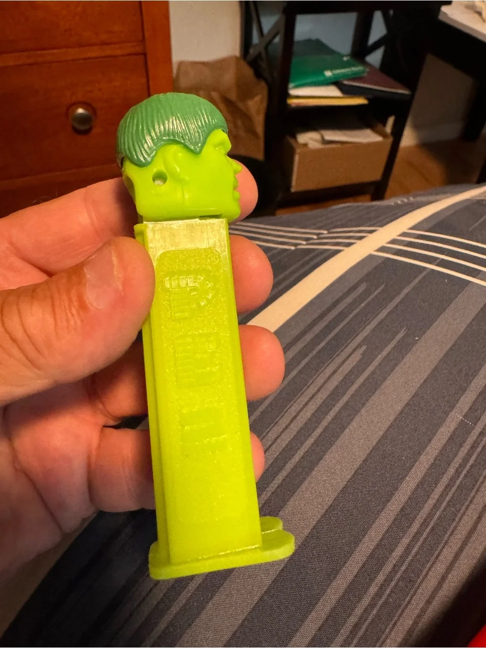 3 Vintage apex Candy Dispenser’s Hulk, Garfield, Santa Claus 👍👍👍